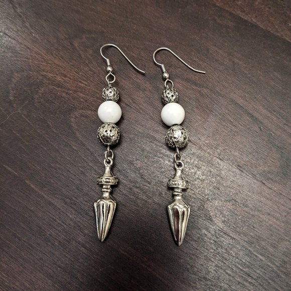 Dangle Earrings - Picture 1 of 1